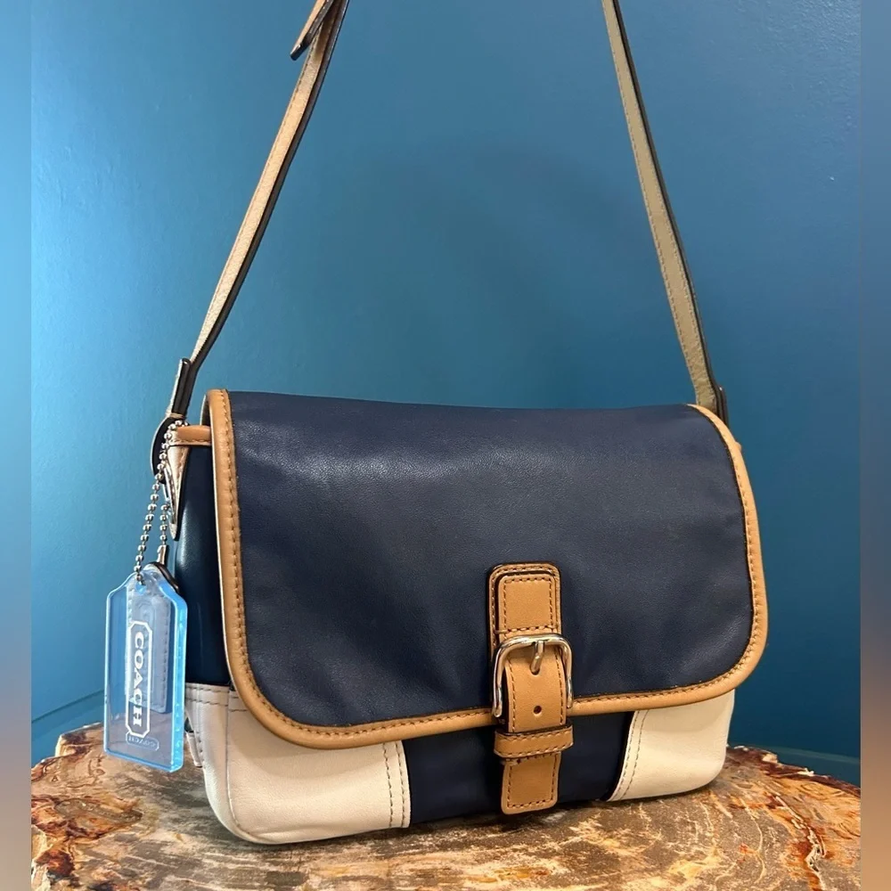 Coach Hadley Leather Field Bag Midnight Blue Leather F29763 EUC